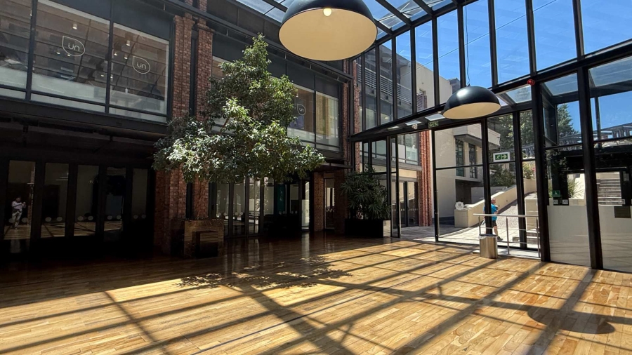 To Let commercial Property for Rent in Gardens Western Cape